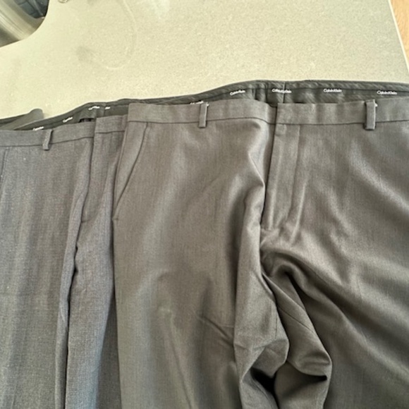 Bundle 3 Men's Calvin Klein Dress Pants Dark Gray Pattern (40x30) - Picture 3 of 8